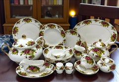 Vintage Royal Albert style 75 Pcs Dinner Set - 8 Person Serving