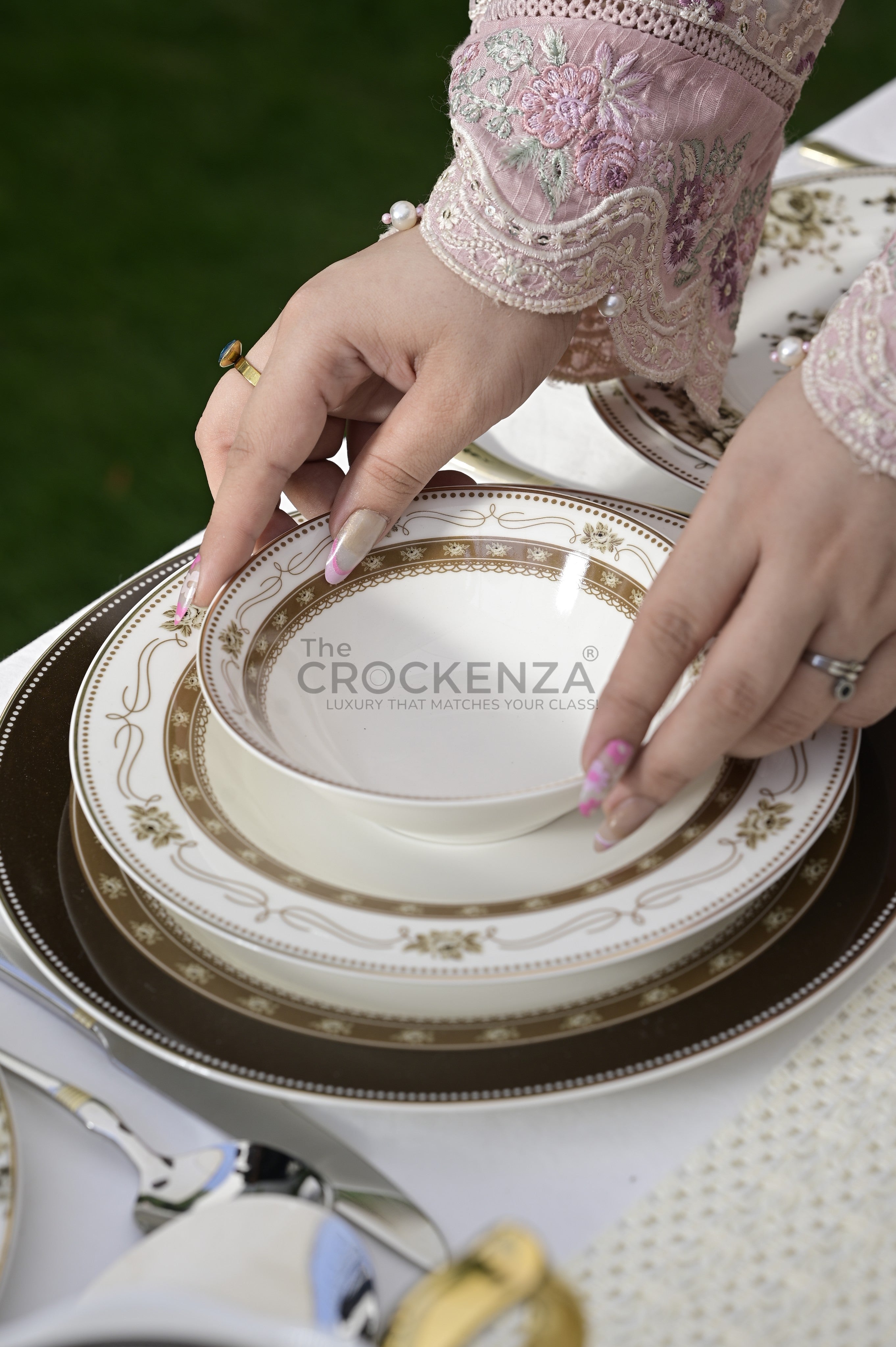 Imported Johnson Bros inspired Luxury Floral Dining Set - Available in two serving sizes