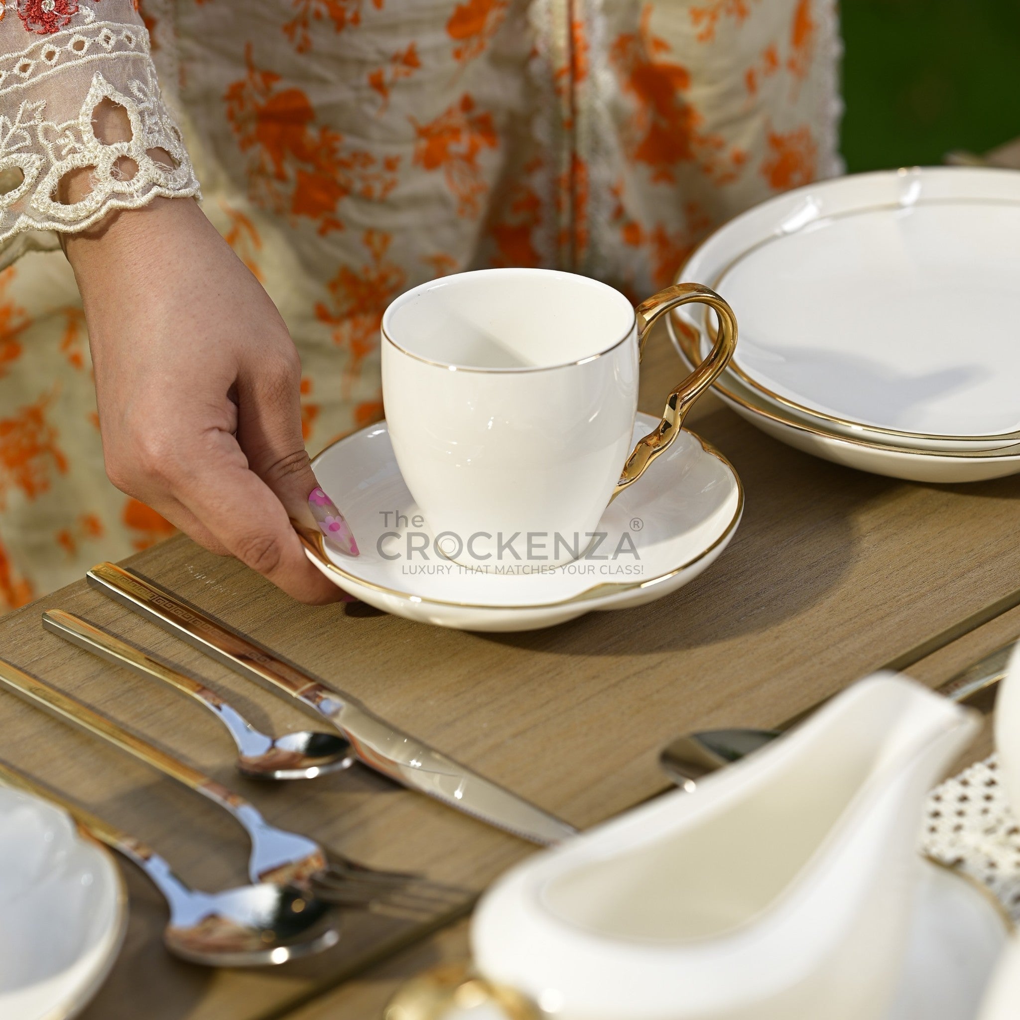 75-Piece Luxury Imperial Thailand inspired Porcelain Dinner Set – Ivory White Tableware with Gold Filigree Accent Handles