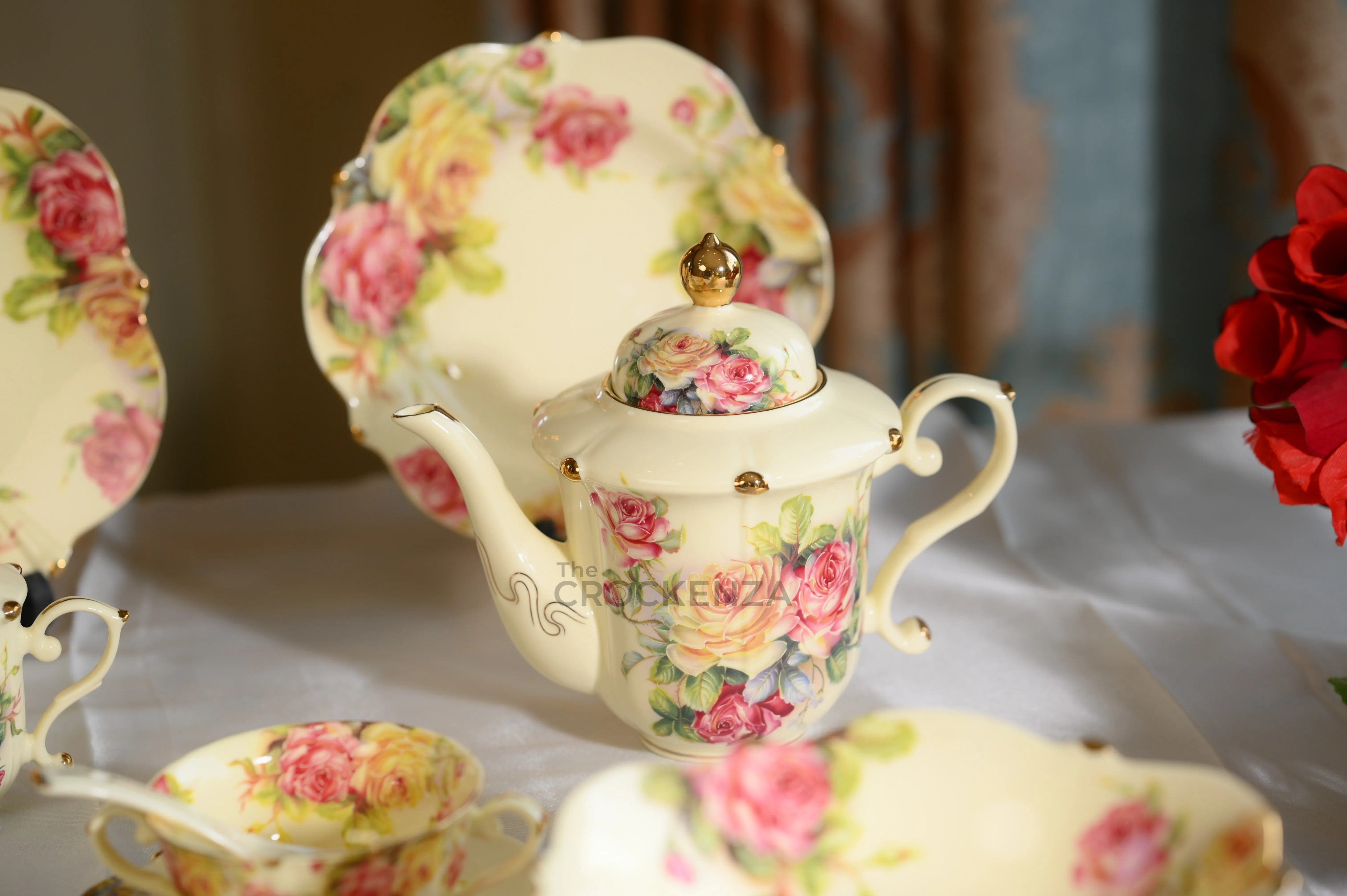 Imported Premium 75 Pcs Dinner Set for 8-persons Serving - Inspired by Royal Albert England