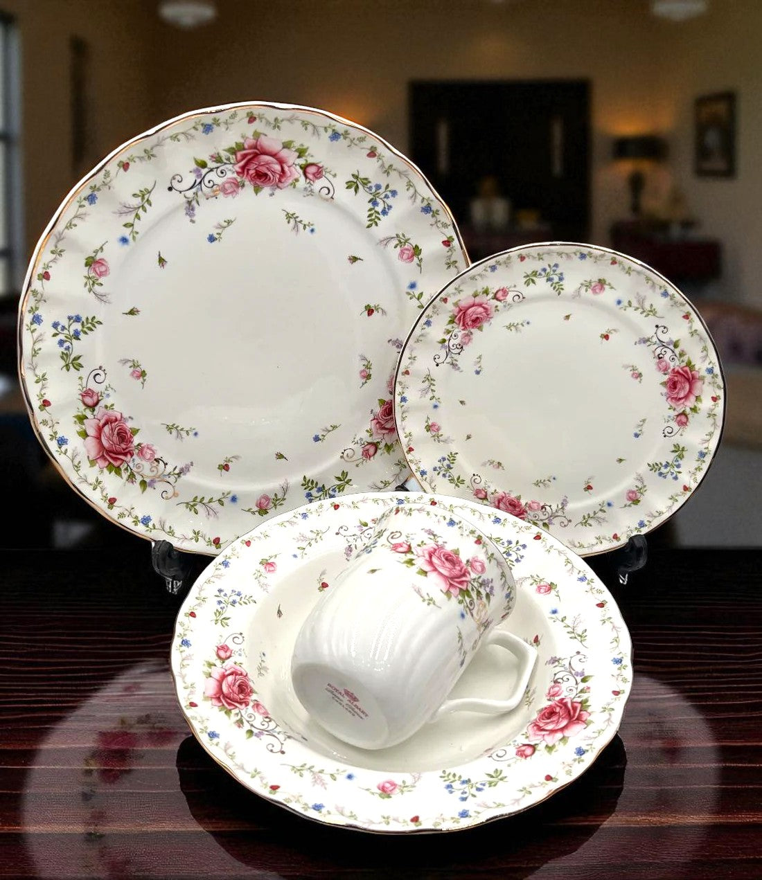 Royal Elegance Floral Plate Set – Inspired by Royal Albert 24 (Pcs)