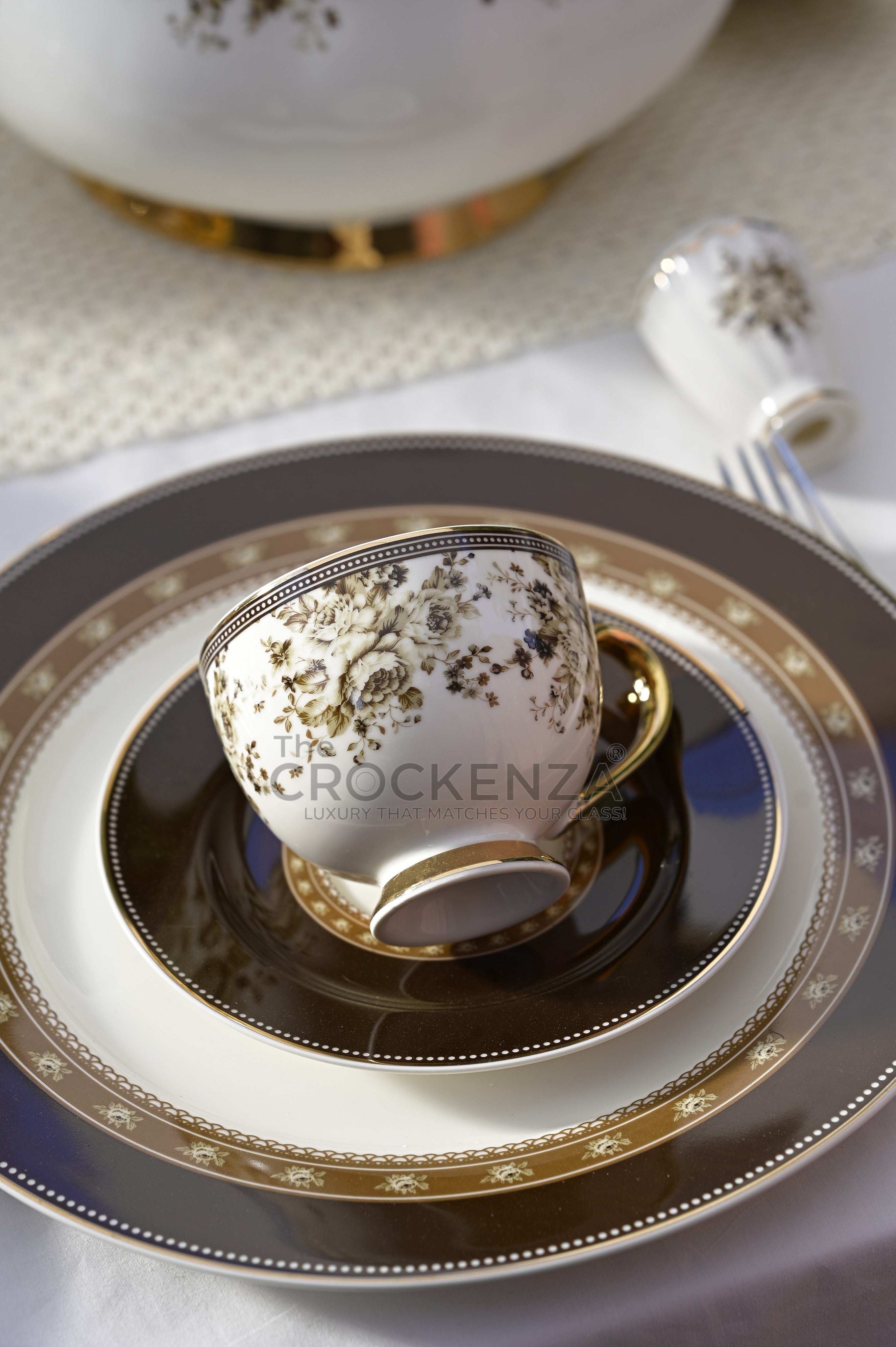 Imported Johnson Bros inspired Luxury Floral Dining Set - Available in two serving sizes