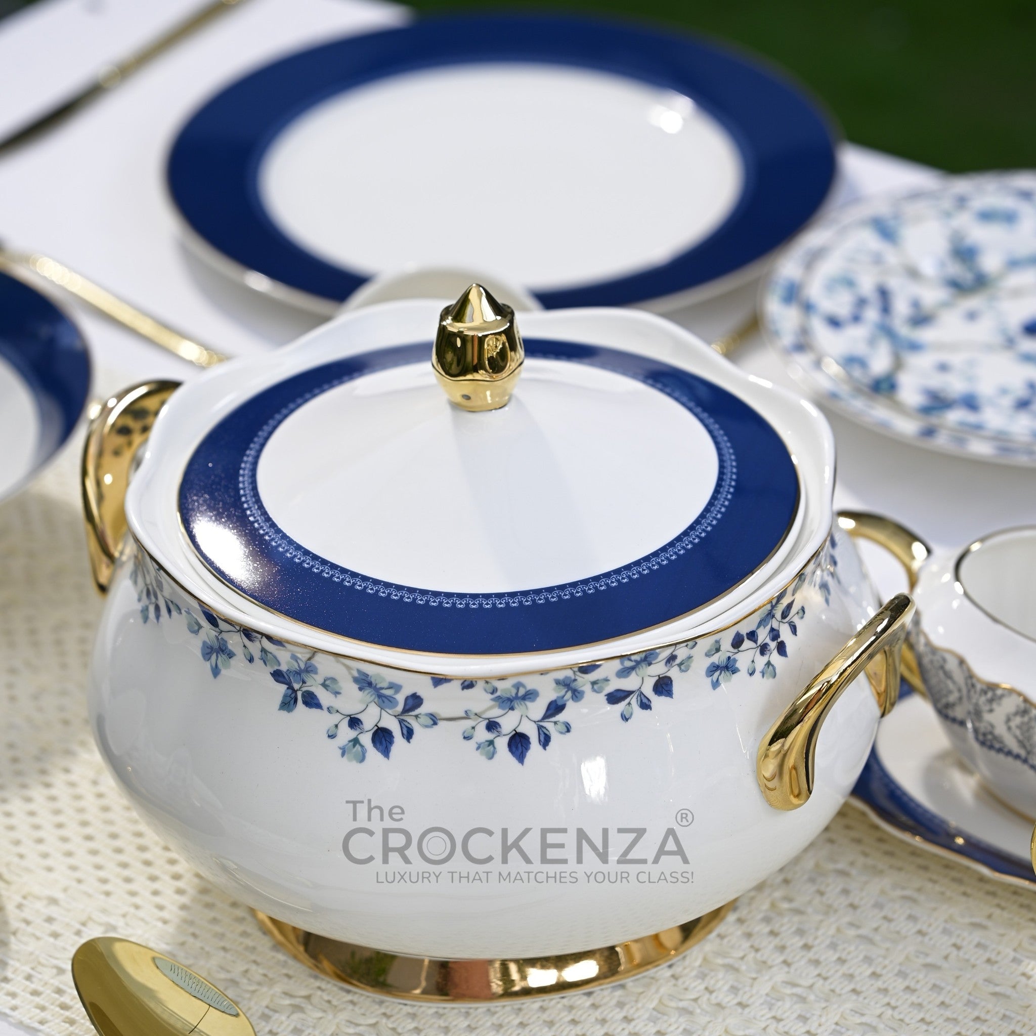 Imported Johnson Bros inspired Luxury Floral Dining Set - Available in two serving sizes