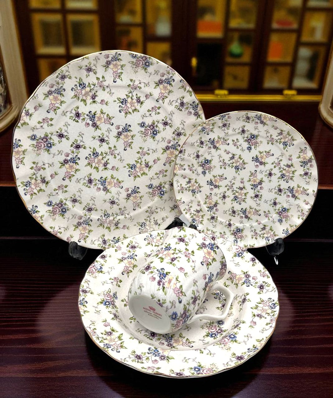 Royal Elegance Floral Plate Set – Inspired by Royal Albert 24 (Pcs)