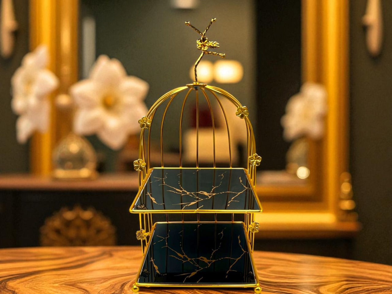 Gold Pastry Serving Stand – Elegant Dessert & Luxury Tableware