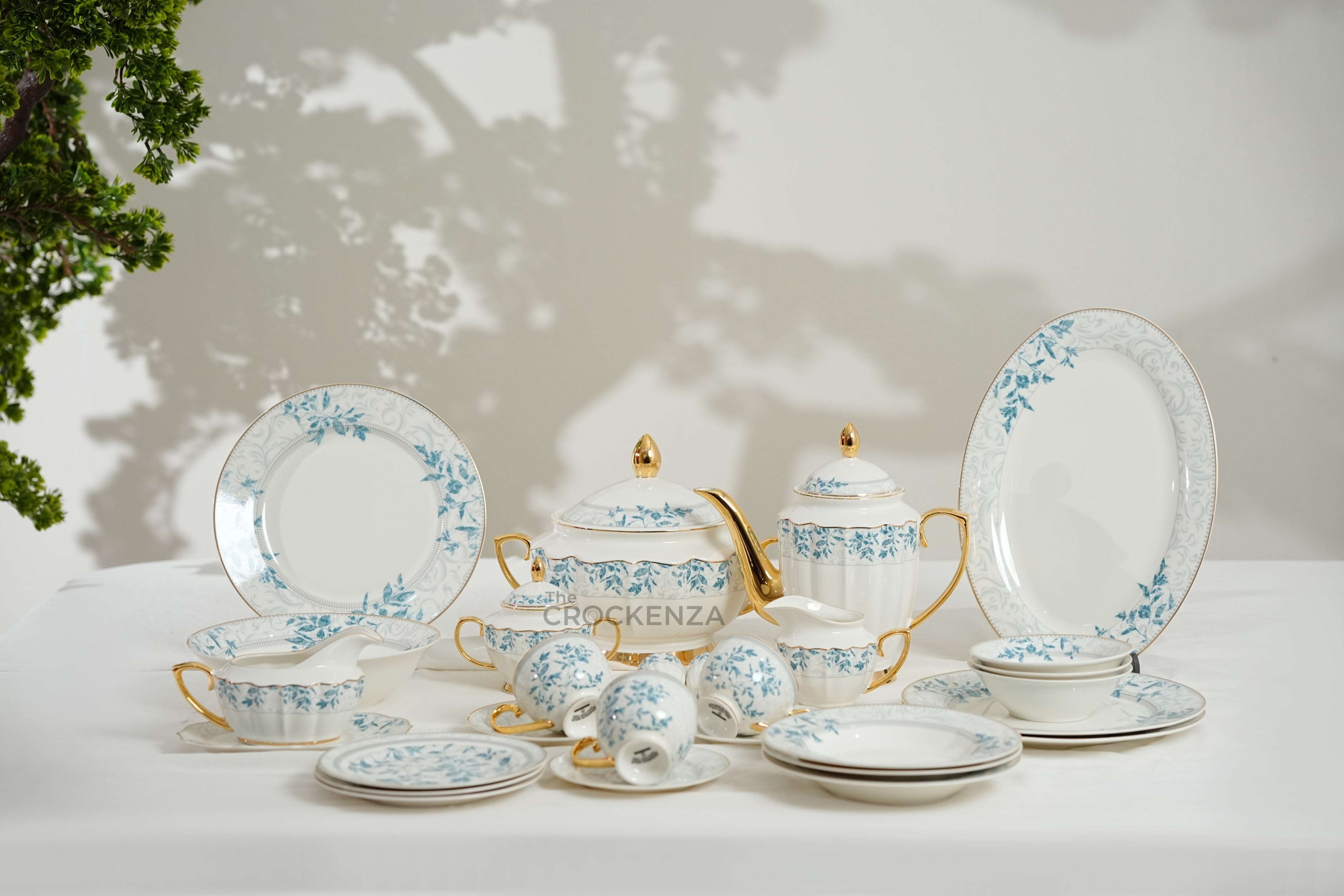 Johnson Bros Inspired Royal Floral Bone China Luxury Dinner Set | 65 & 89 Piece Gold-Gilded Collection