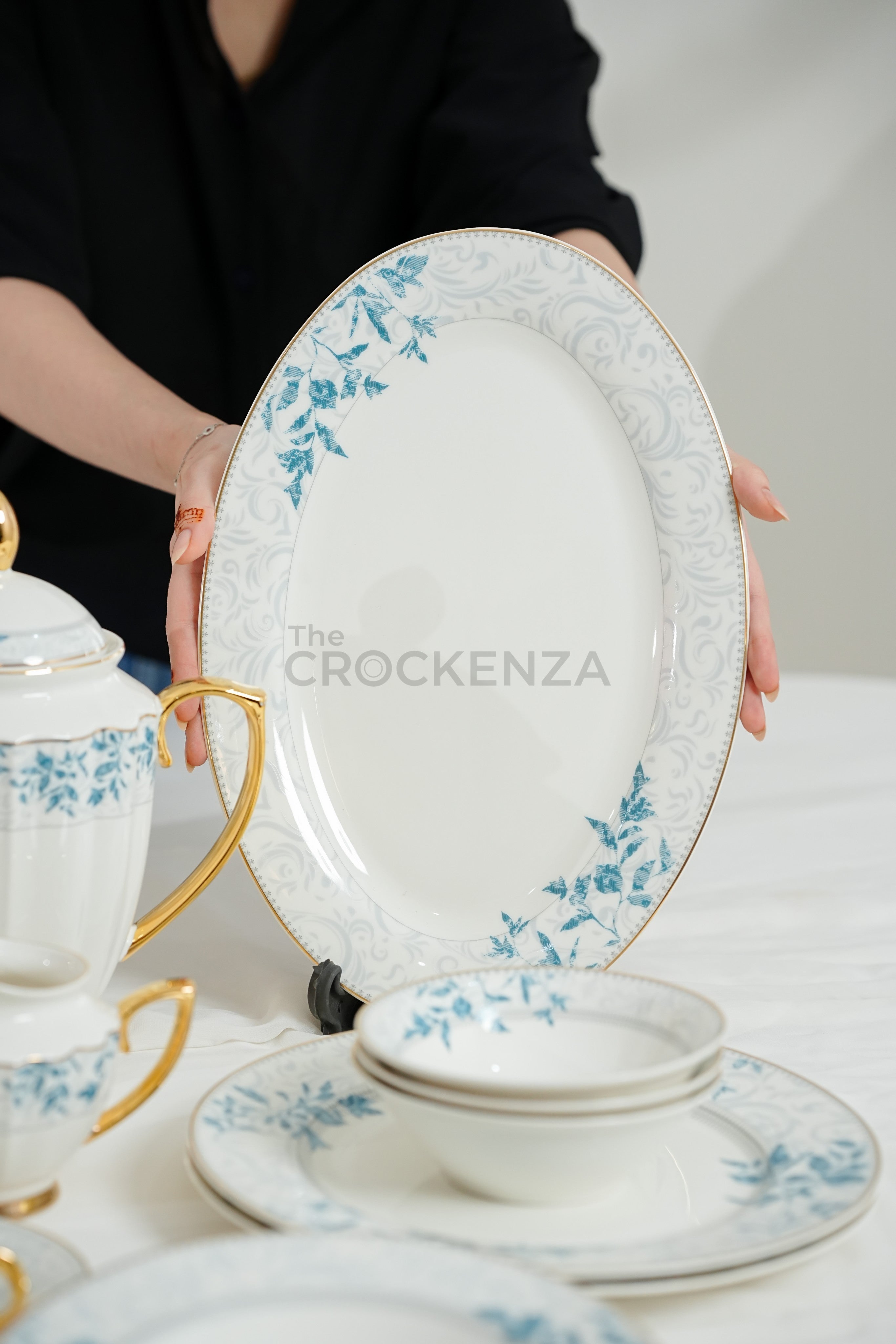 Johnson Bros Inspired Royal Floral Bone China Luxury Dinner Set | 65 & 89 Piece Gold-Gilded Collection