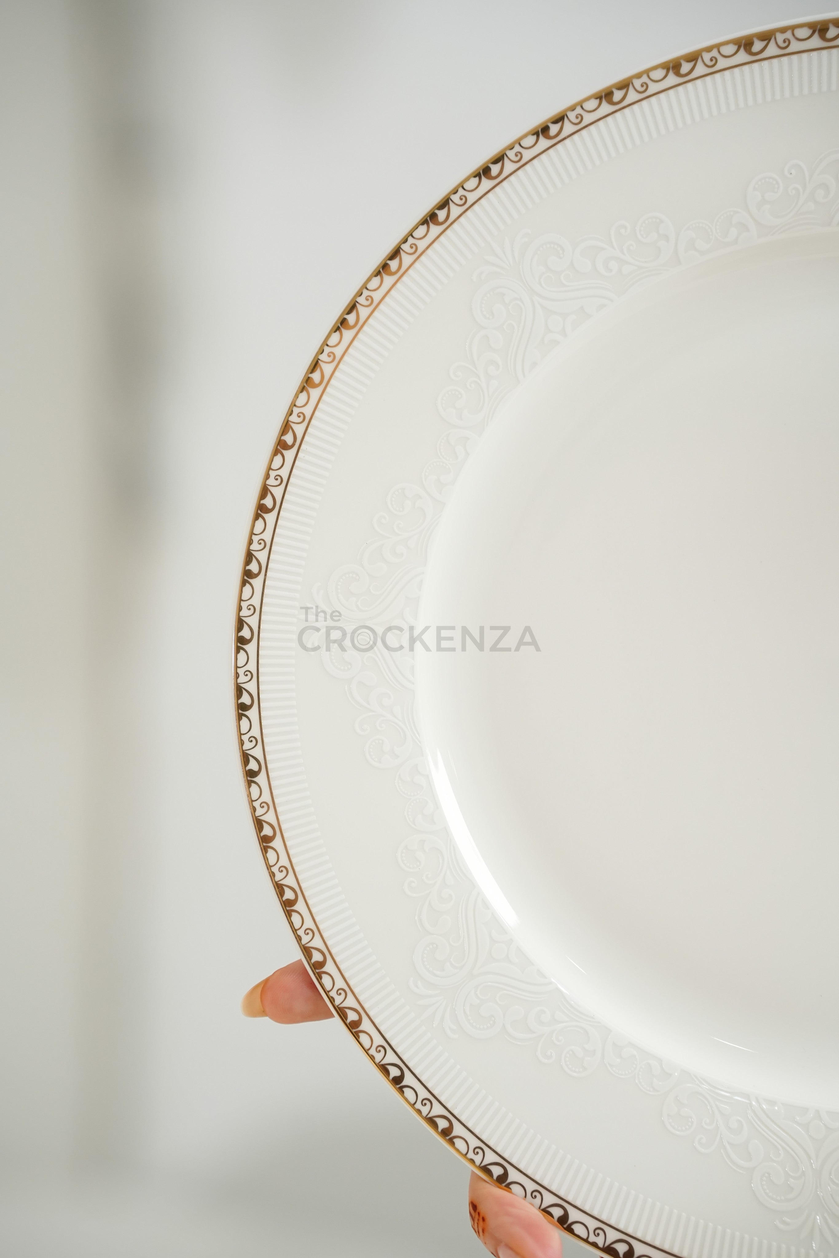 Johnson Bros Inspired Royal Floral Bone China Luxury Dinner Set | 65 & 89 Piece Gold-Gilded Collection