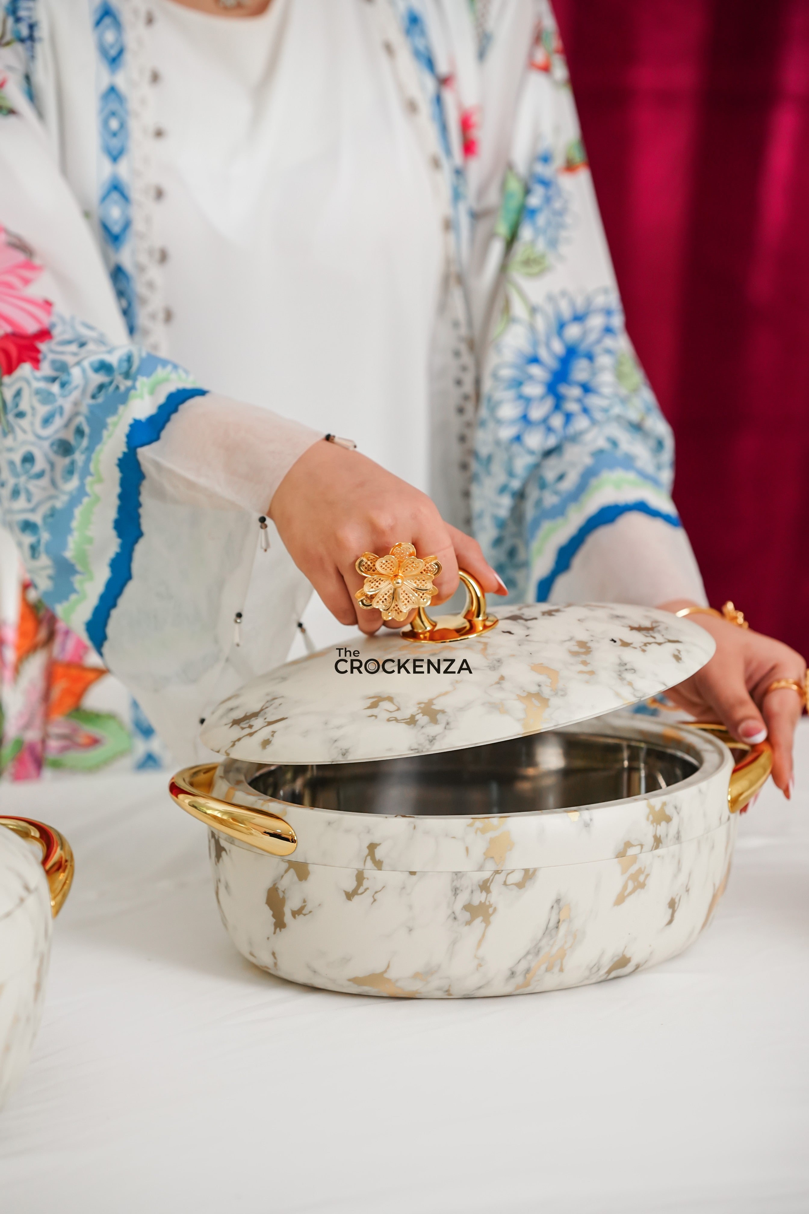Premium Forever Gold White Mable Casseroles – Keep Food Fresh & Warm in Style (2/2.5/3Ltrs)