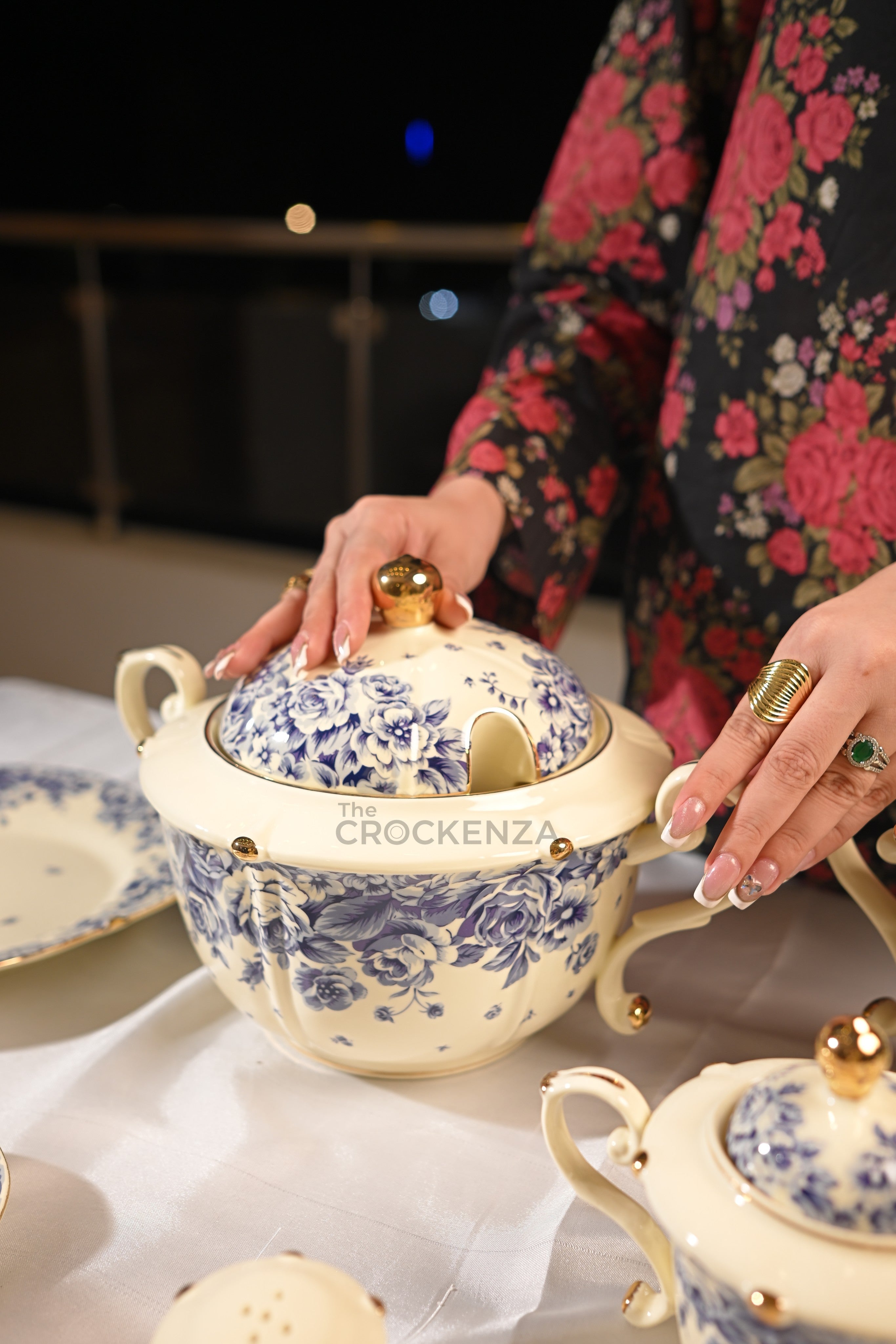 Imported Premium 75 Pcs Dinner Set for 8-persons Serving - Inspired by Royal Albert England