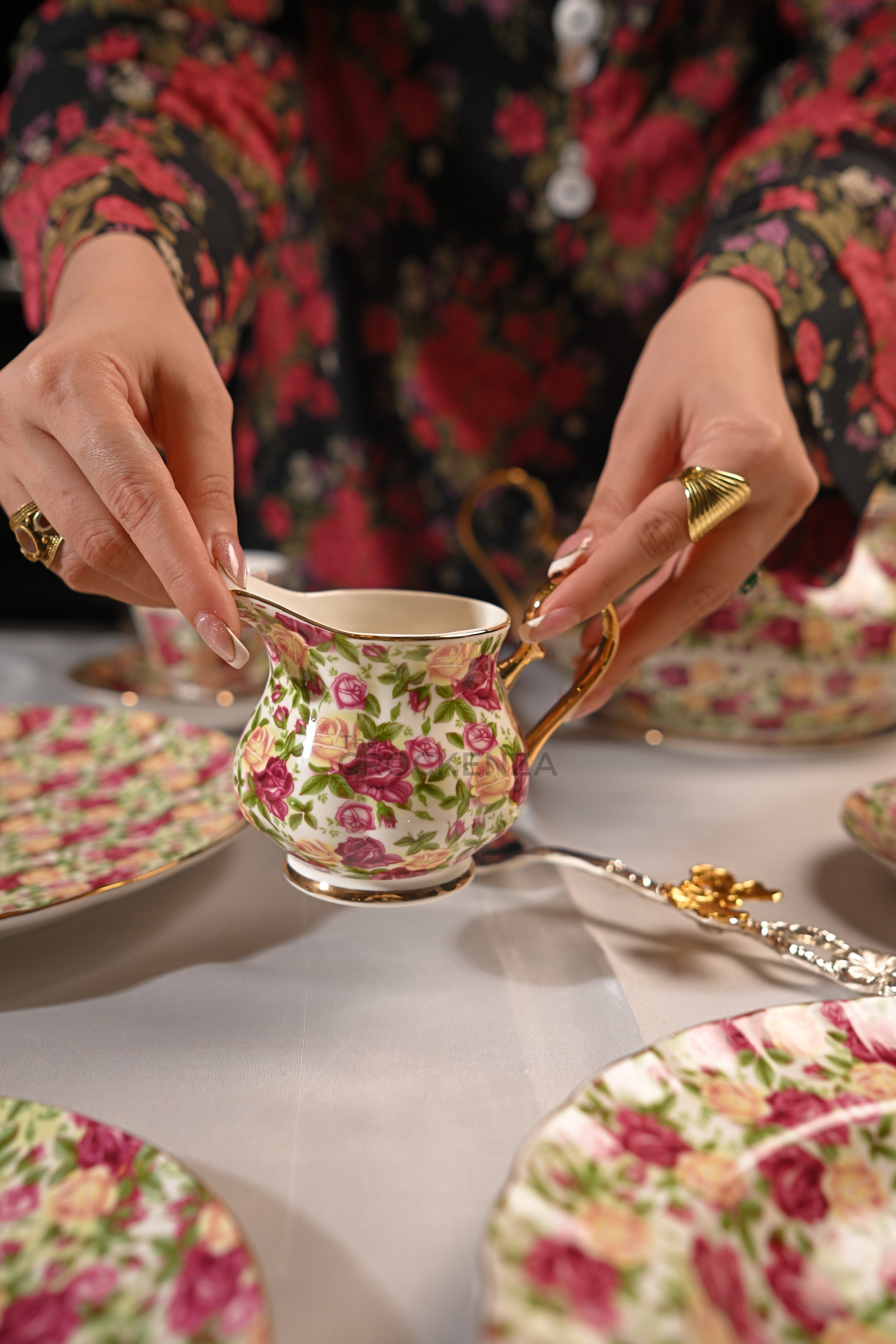 Imported Premium Royal Albert style 75 Pcs Dinner Set - 8 Person Serving