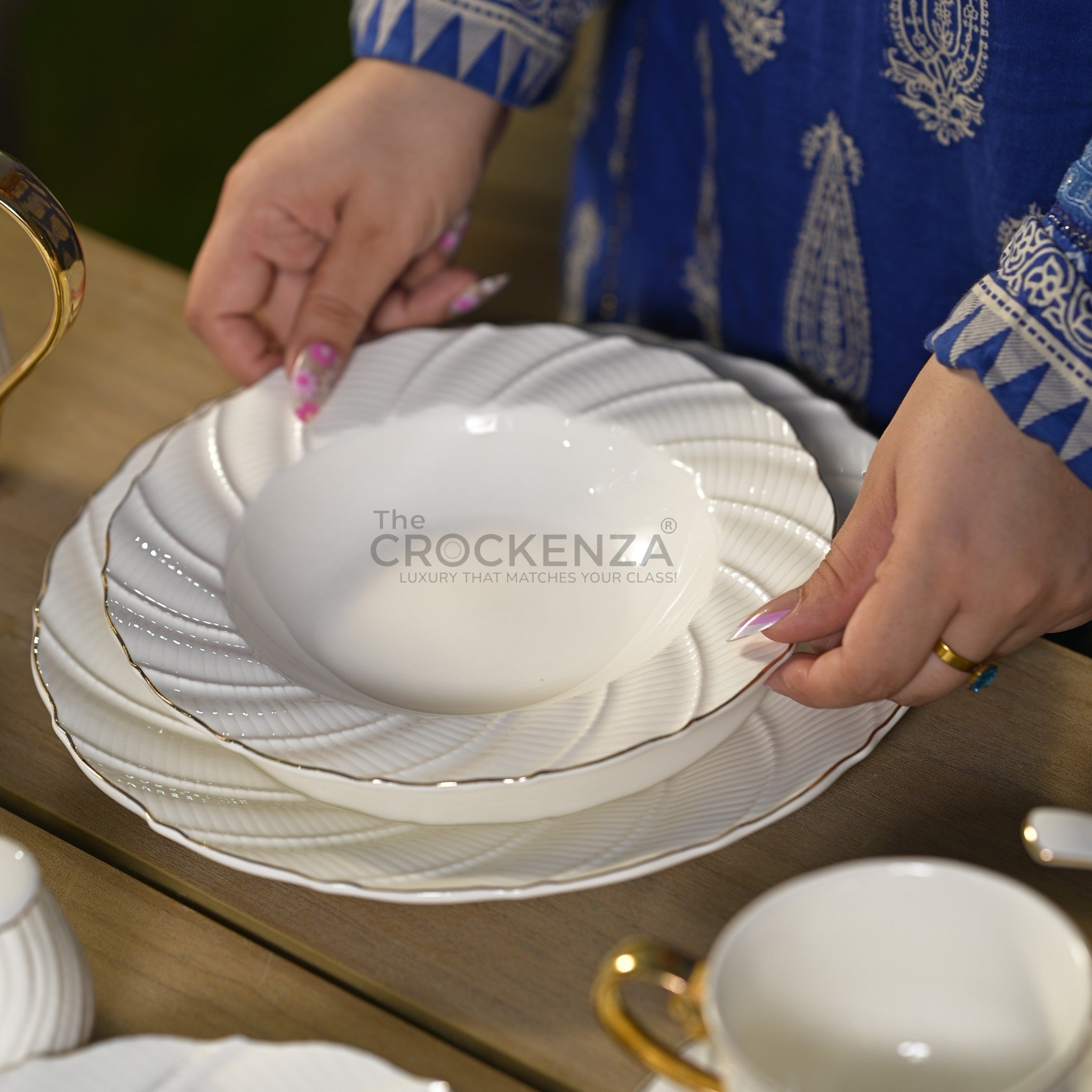 75-Piece Luxury Imperial Thailand inspired Porcelain Dinner Set – Ivory White Tableware with Gold Filigree Accent Handles