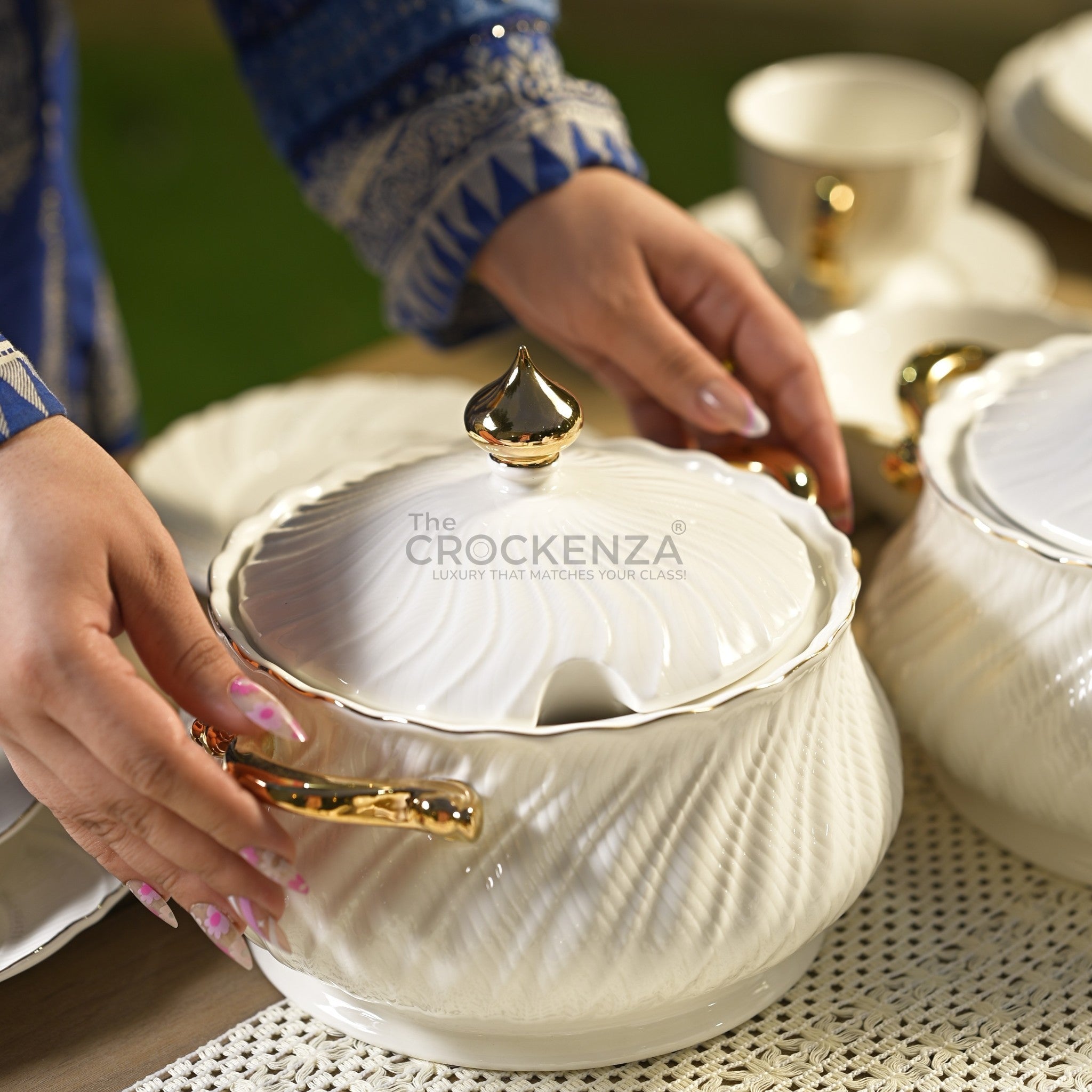 75-Piece Luxury Imperial Thailand inspired Porcelain Dinner Set – Ivory White Tableware with Gold Filigree Accent Handles
