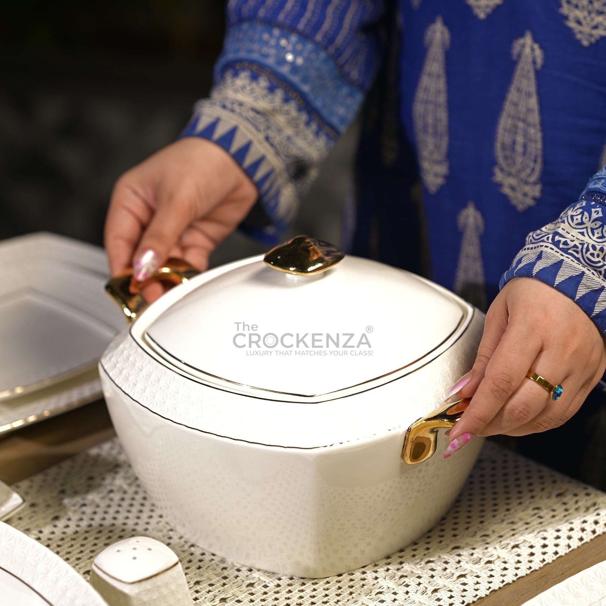75-Piece Luxury Imperial Thailand inspired Porcelain Dinner Set – Ivory White Tableware with Gold Filigree Accent Handles