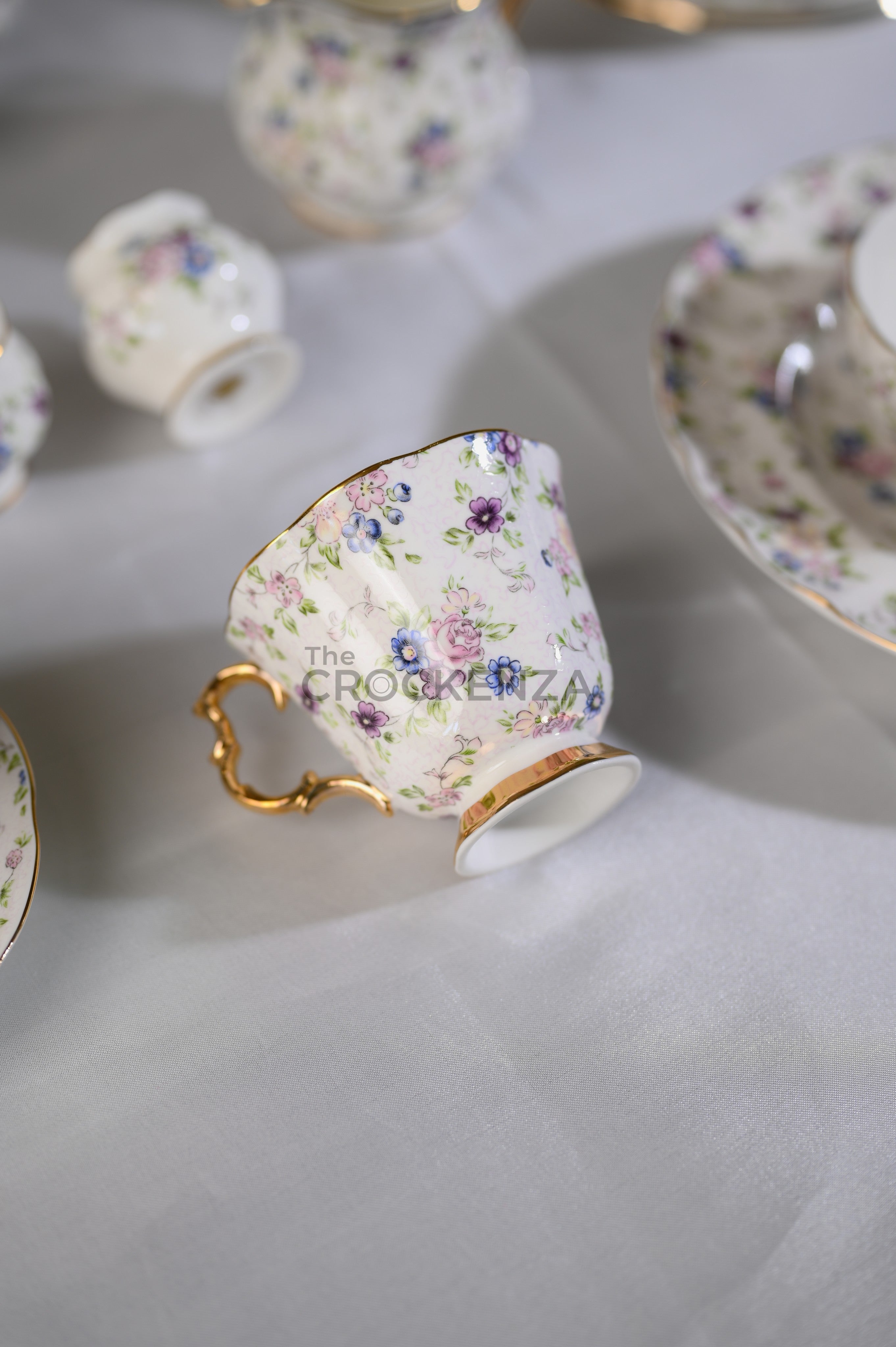 Imported Premium 75 Pcs Dinner Set for 8-persons Serving - Inspired by Royal Albert England