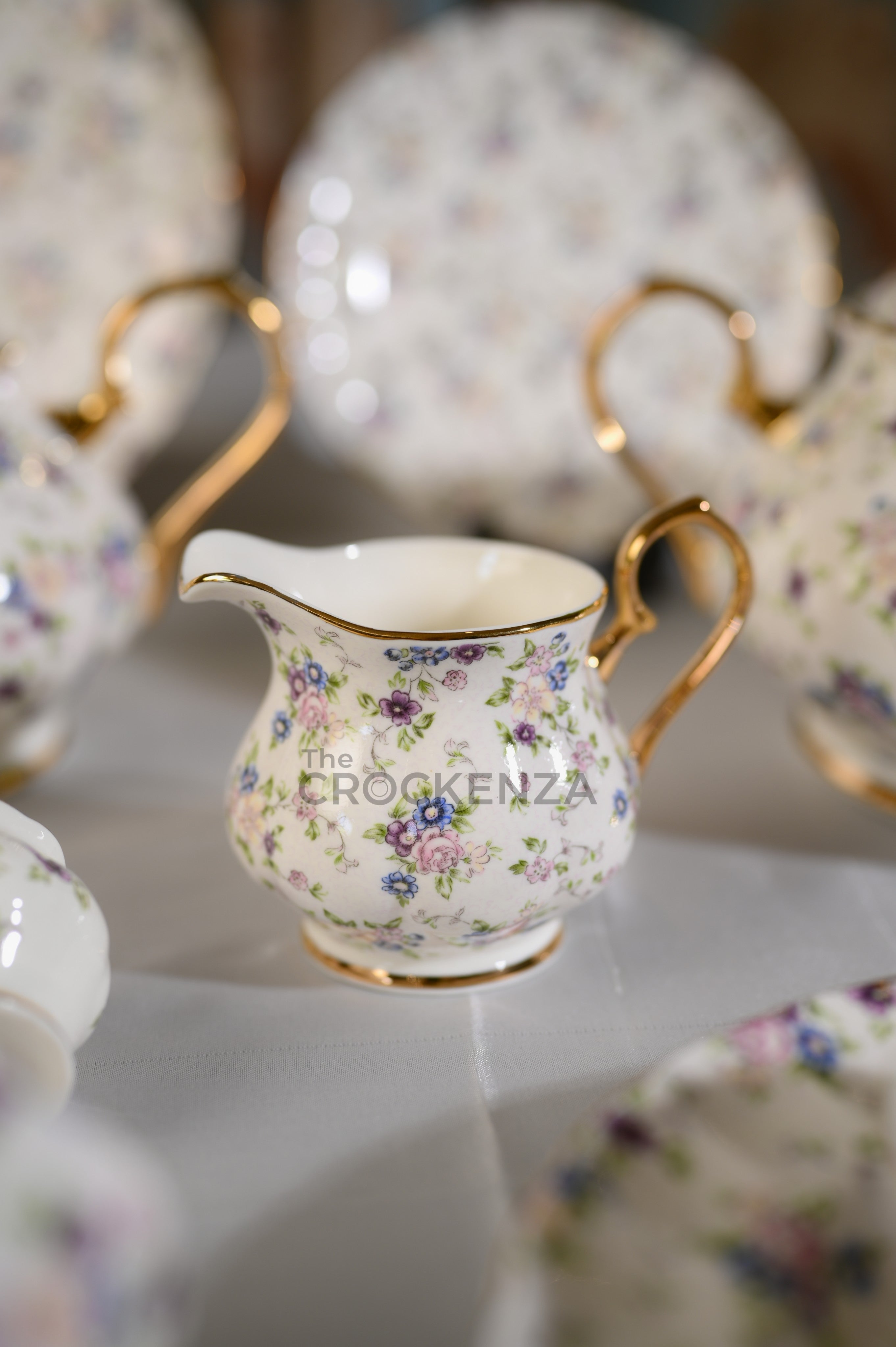 Imported Premium 75 Pcs Dinner Set for 8-persons Serving - Inspired by Royal Albert England