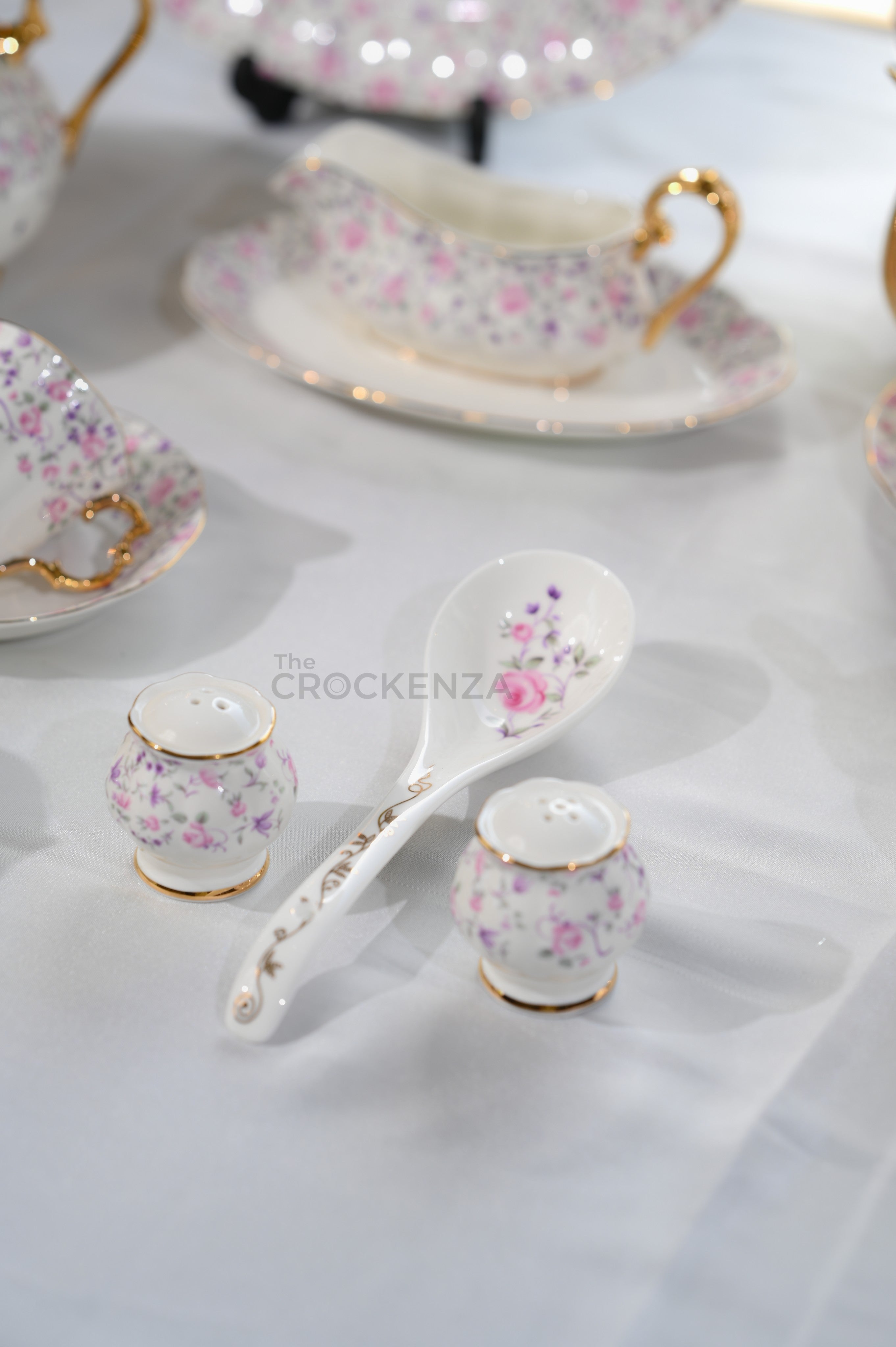 Imported Premium 75 Pcs Dinner Set for 8-persons Serving - Inspired by Royal Albert England