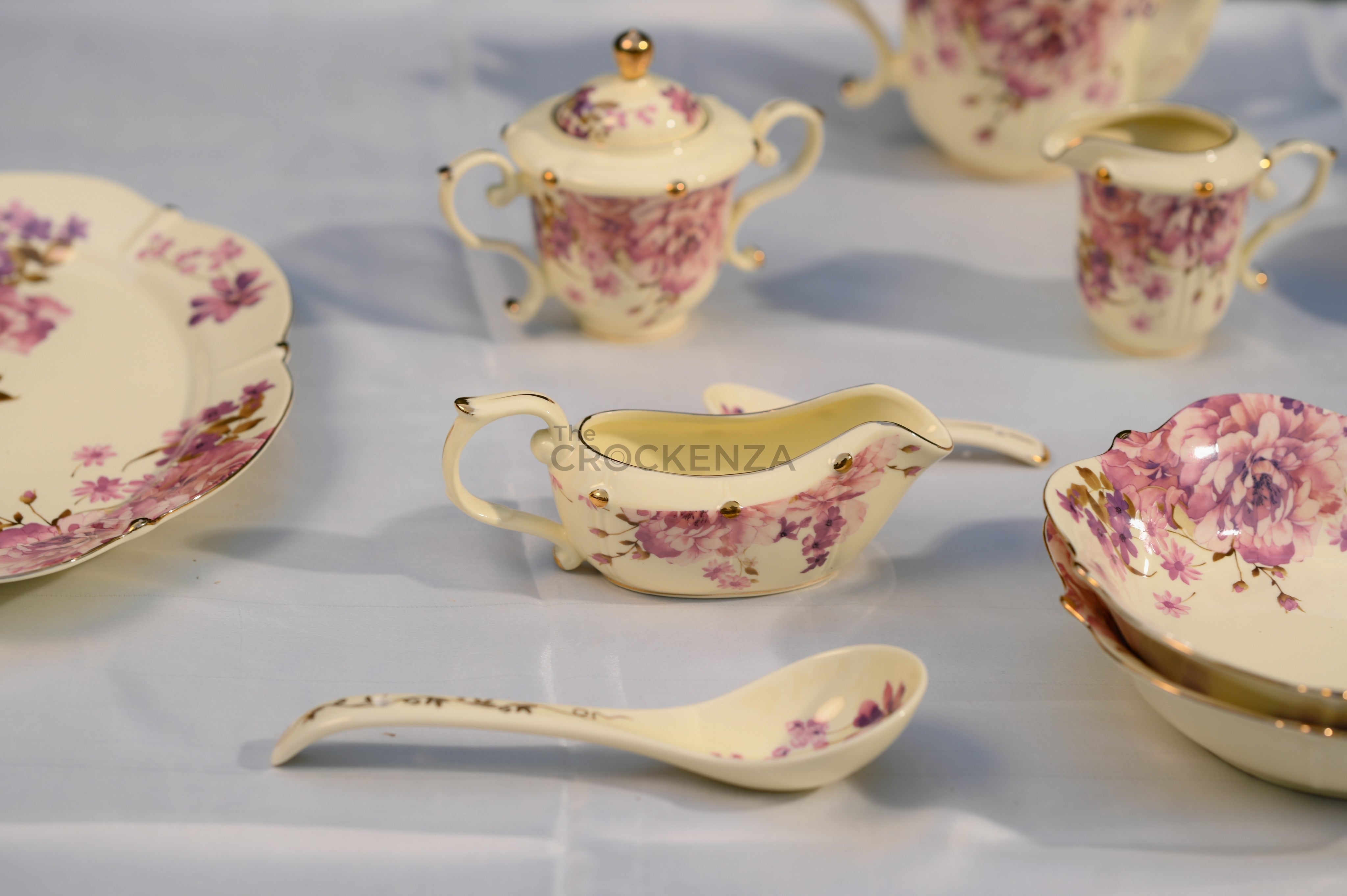 Imported Premium 75 Pcs Dinner Set for 8-persons Serving - Inspired by Royal Albert England