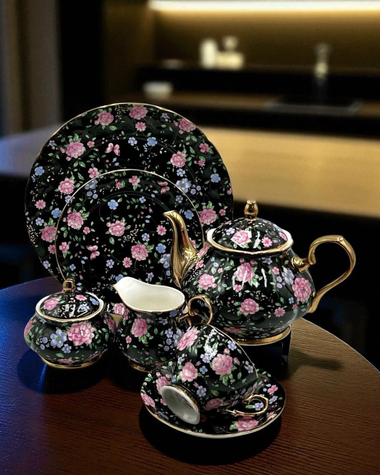 Royal Elegance Tea Set – Royal Albert Inspired- 24 (Pcs)