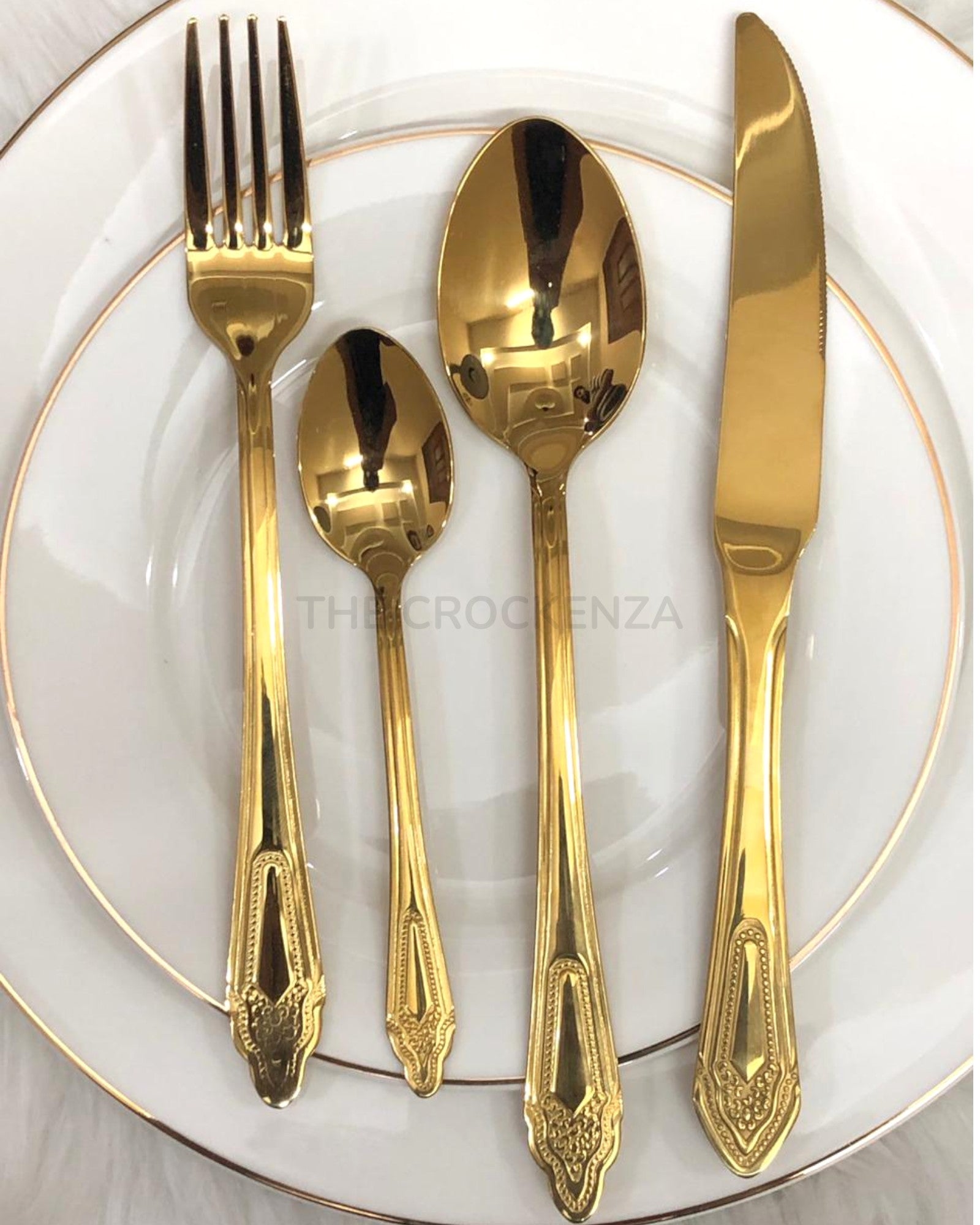 Royal Elegance 24 Pcs Imported Gold Cutlery Set - Serves 6 Persons (24Pcs)