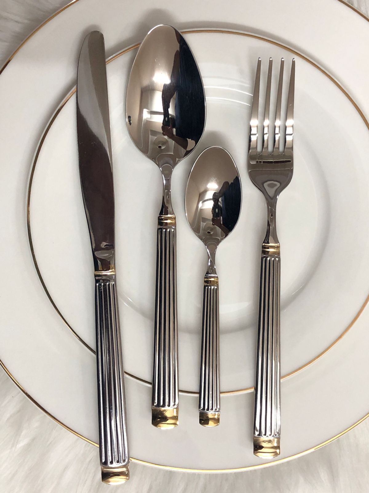 Royal Elegance 24 Pcs Imported Gold Cutlery Set - Serves 6 Persons (24Pcs)