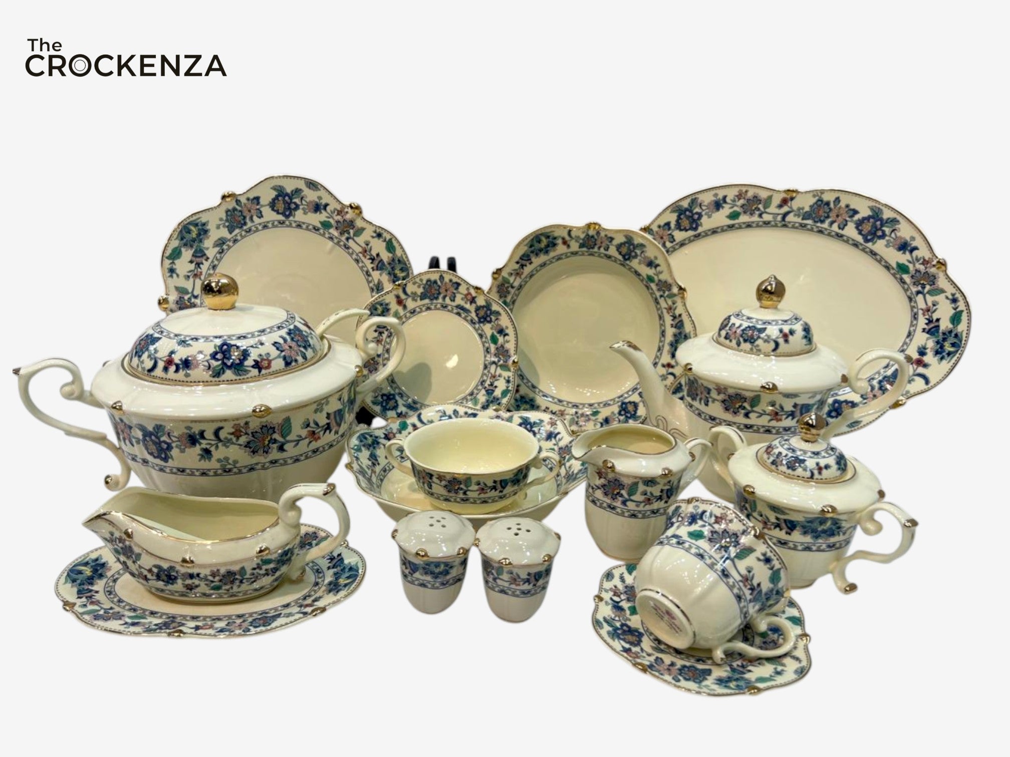 Royal Albert-Style 8-Person Vintage Floral Bone China Dinner Set