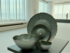 Elegant 14-Piece Textured Fruit & Cake Set – Deep Metallic Green with Gold Accents