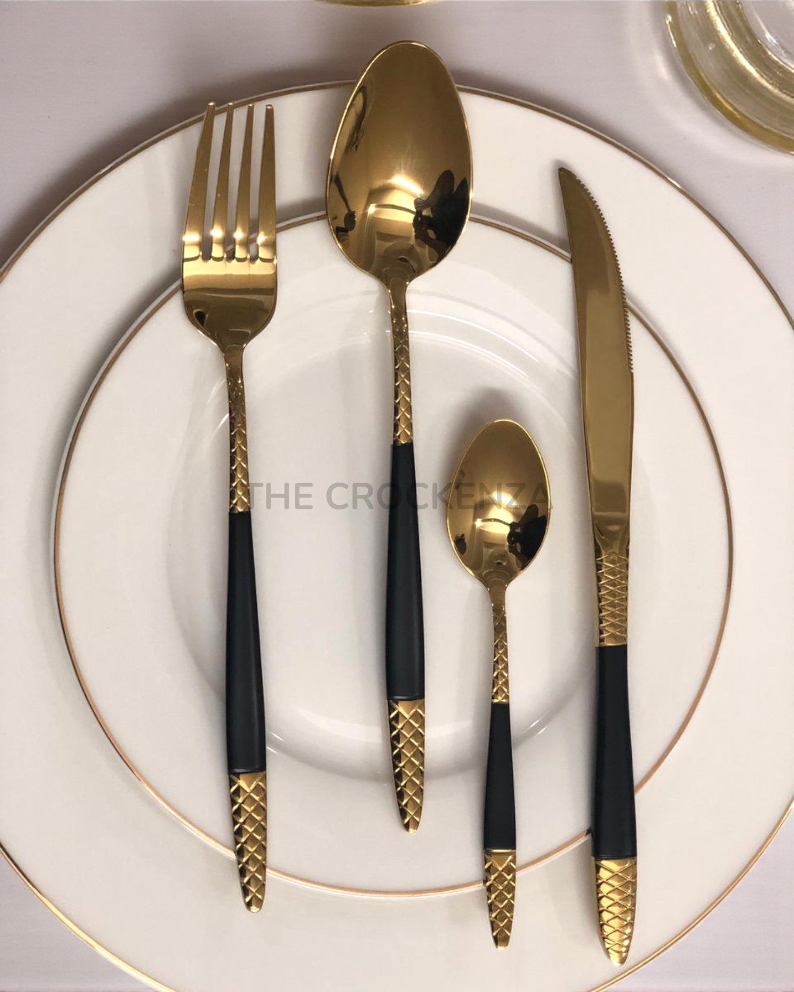 Royal Elegance 24 Pcs Imported Gold Cutlery Set - Serves 6 Persons (24Pcs)