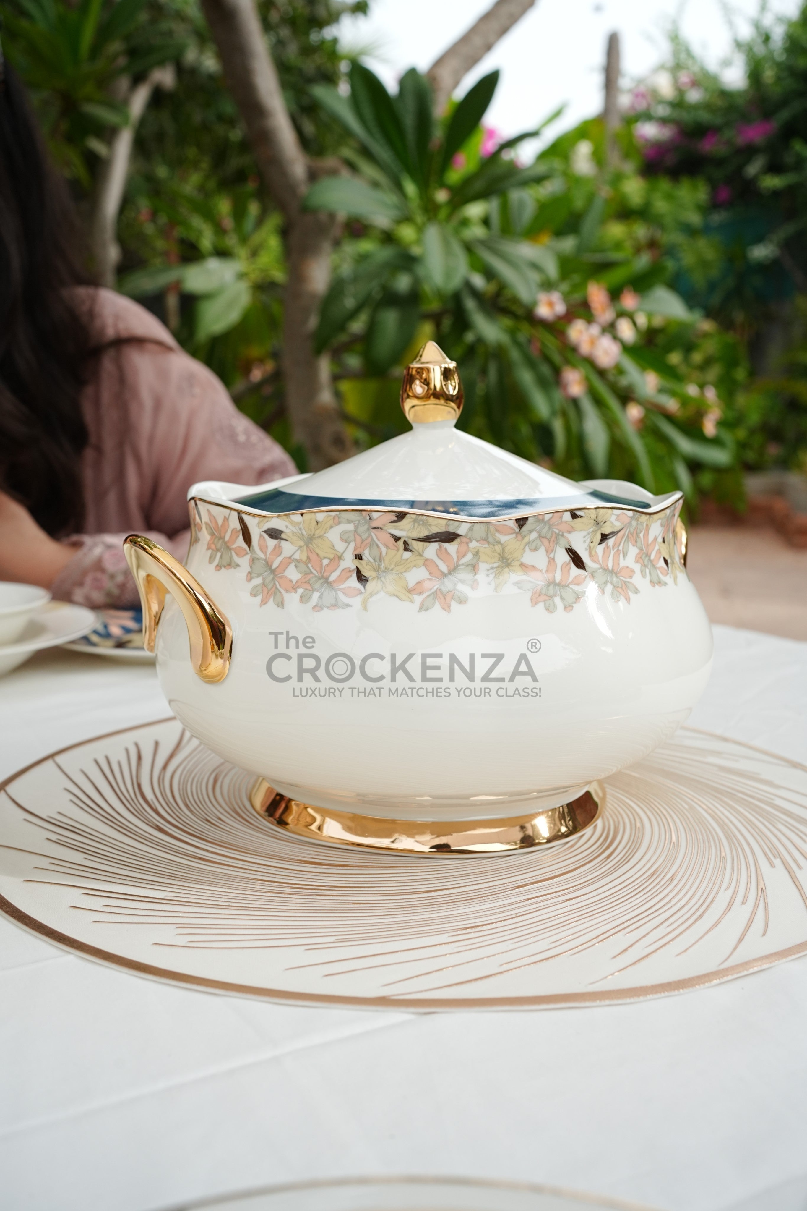 Johnson Bros Inspired Royal Floral Bone China Luxury Dinner Set | 65 & 89 Piece Royal Azure Bloom