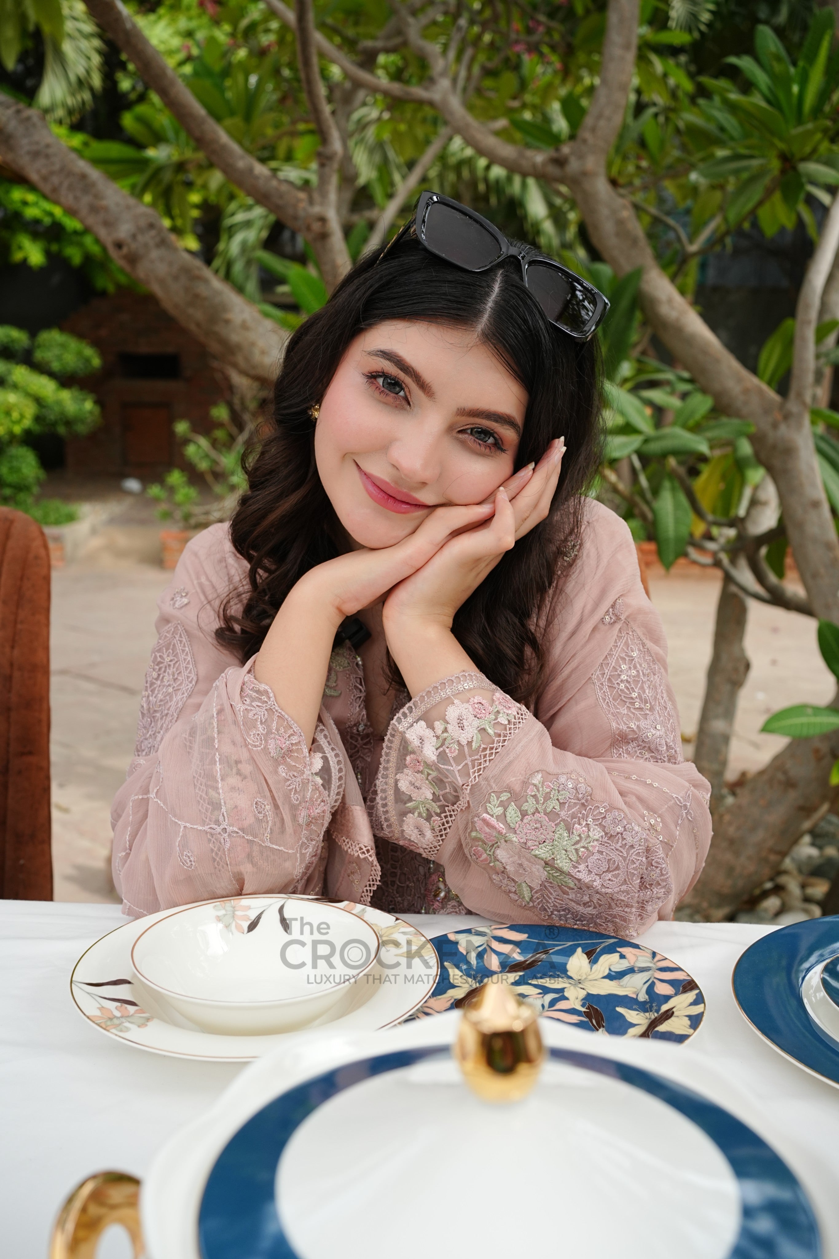 Johnson Bros Inspired Royal Floral Bone China Luxury Dinner Set | 65 & 89 Piece Royal Azure Bloom