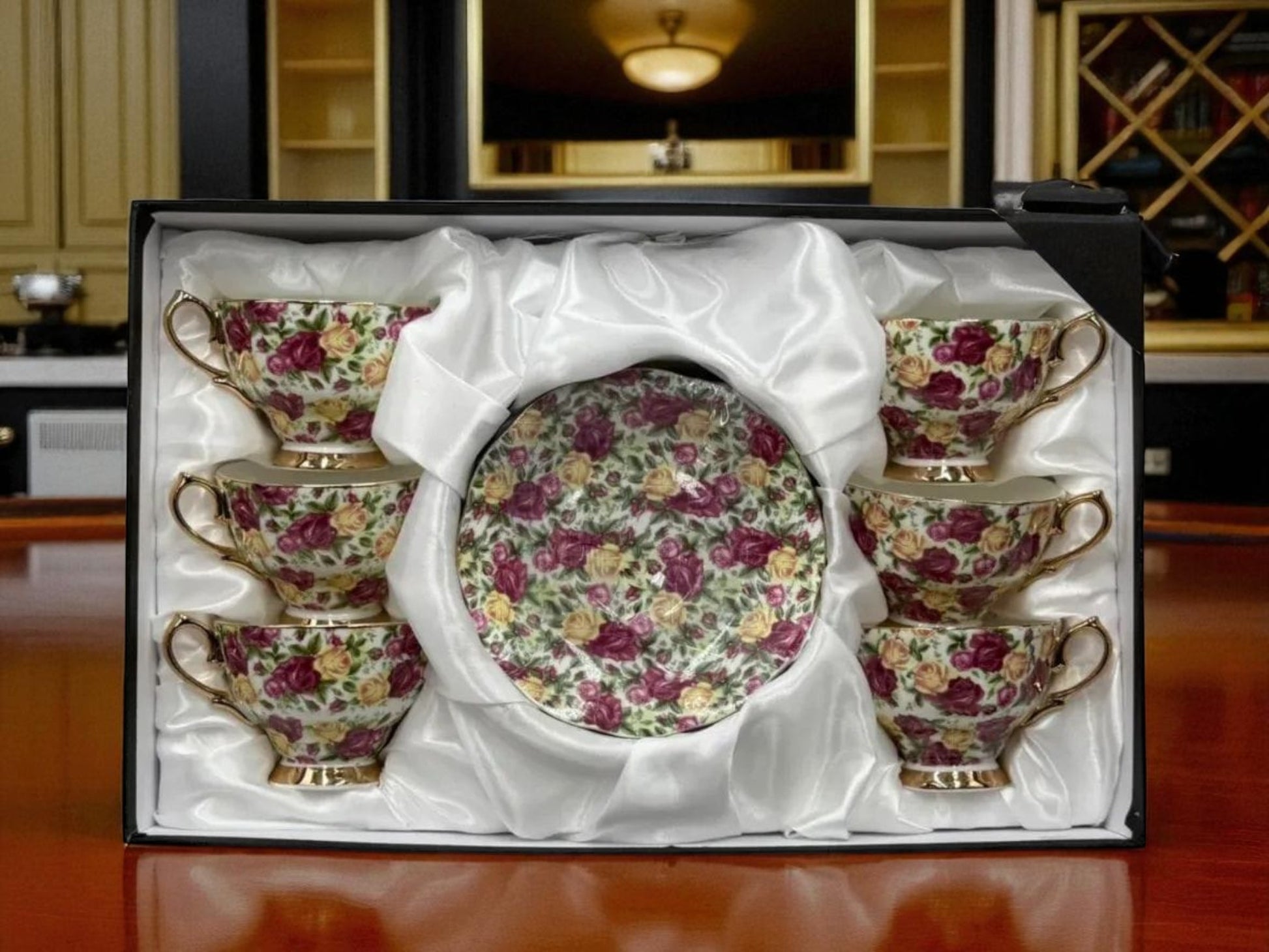 Royal Elegance: Cups & Saucers (Inspired by Royal Albert) - 12 (Pcs)