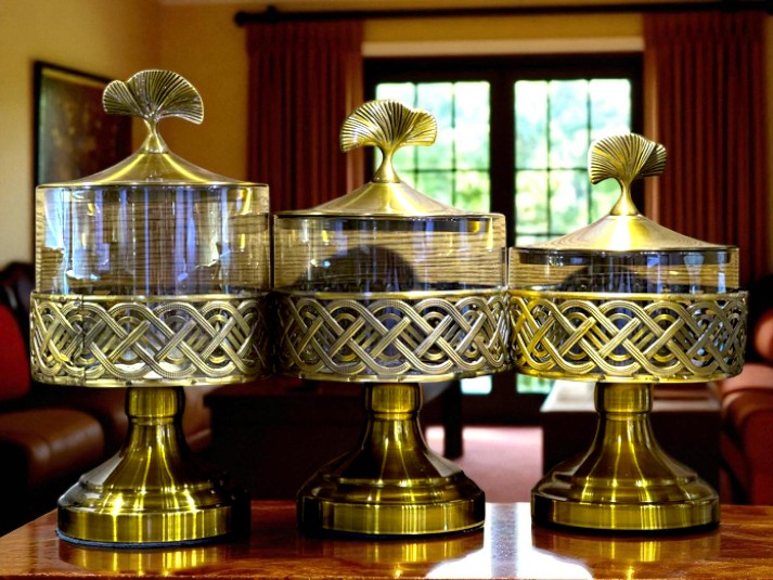 3-Piece Luxury Gold-Trim Decorative Glass Jar Set – Perfect for Home Styling & Table Decor