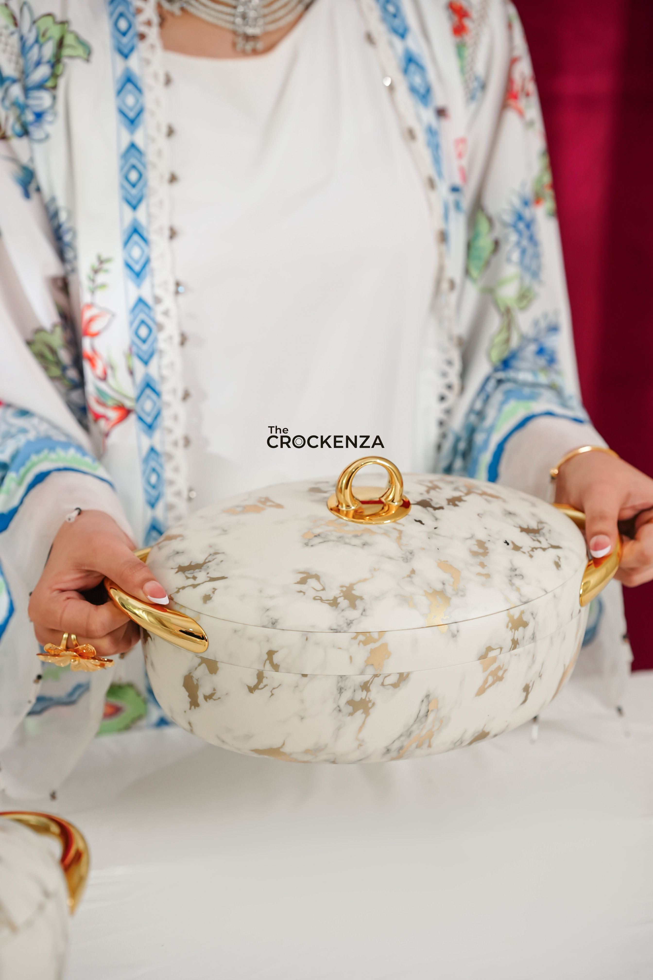 Premium Forever Gold White Mable Casseroles – Keep Food Fresh & Warm in Style (2/2.5/3Ltrs)