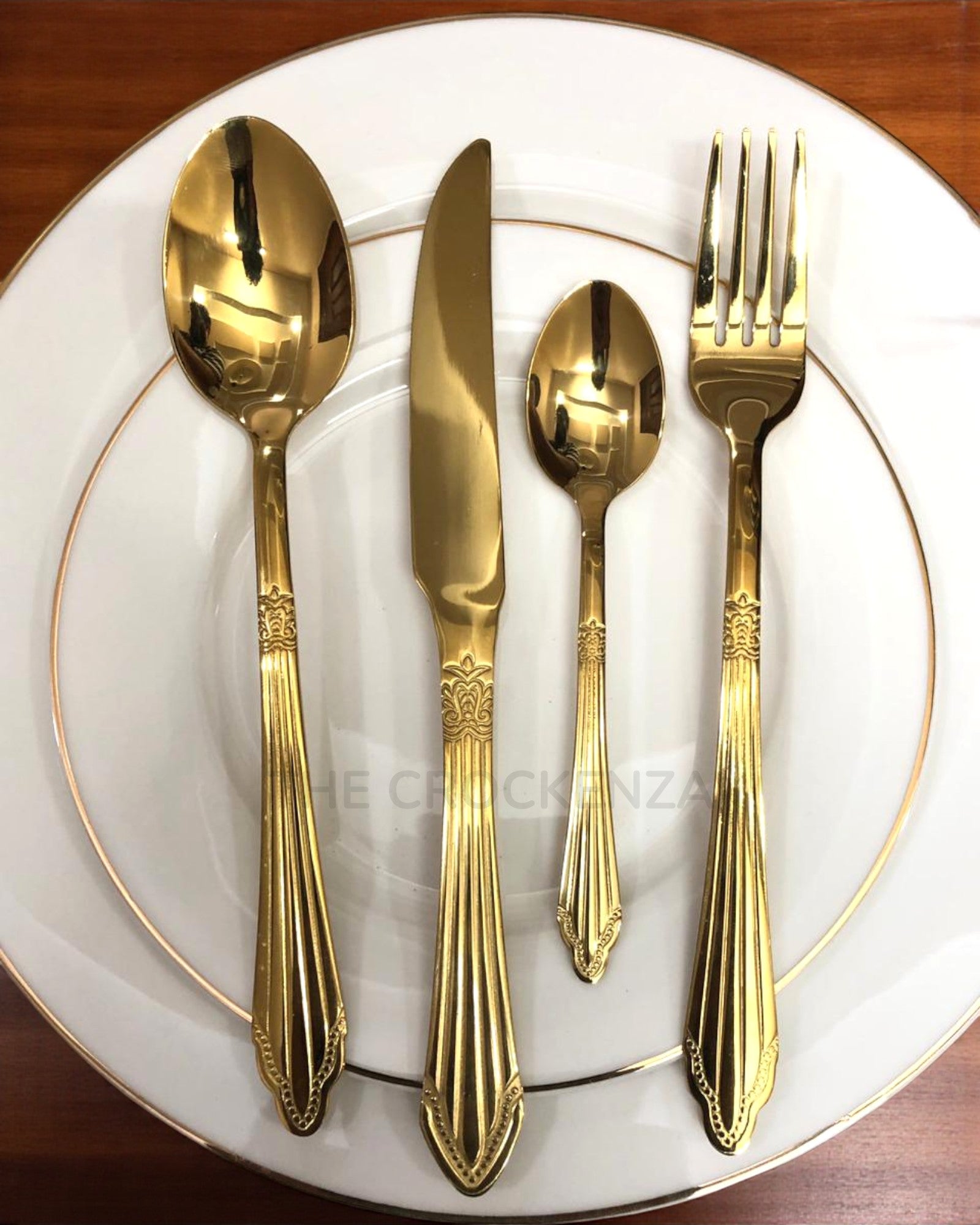 Royal Elegance 24 Pcs Imported Gold Cutlery Set - Serves 6 Persons (24Pcs)