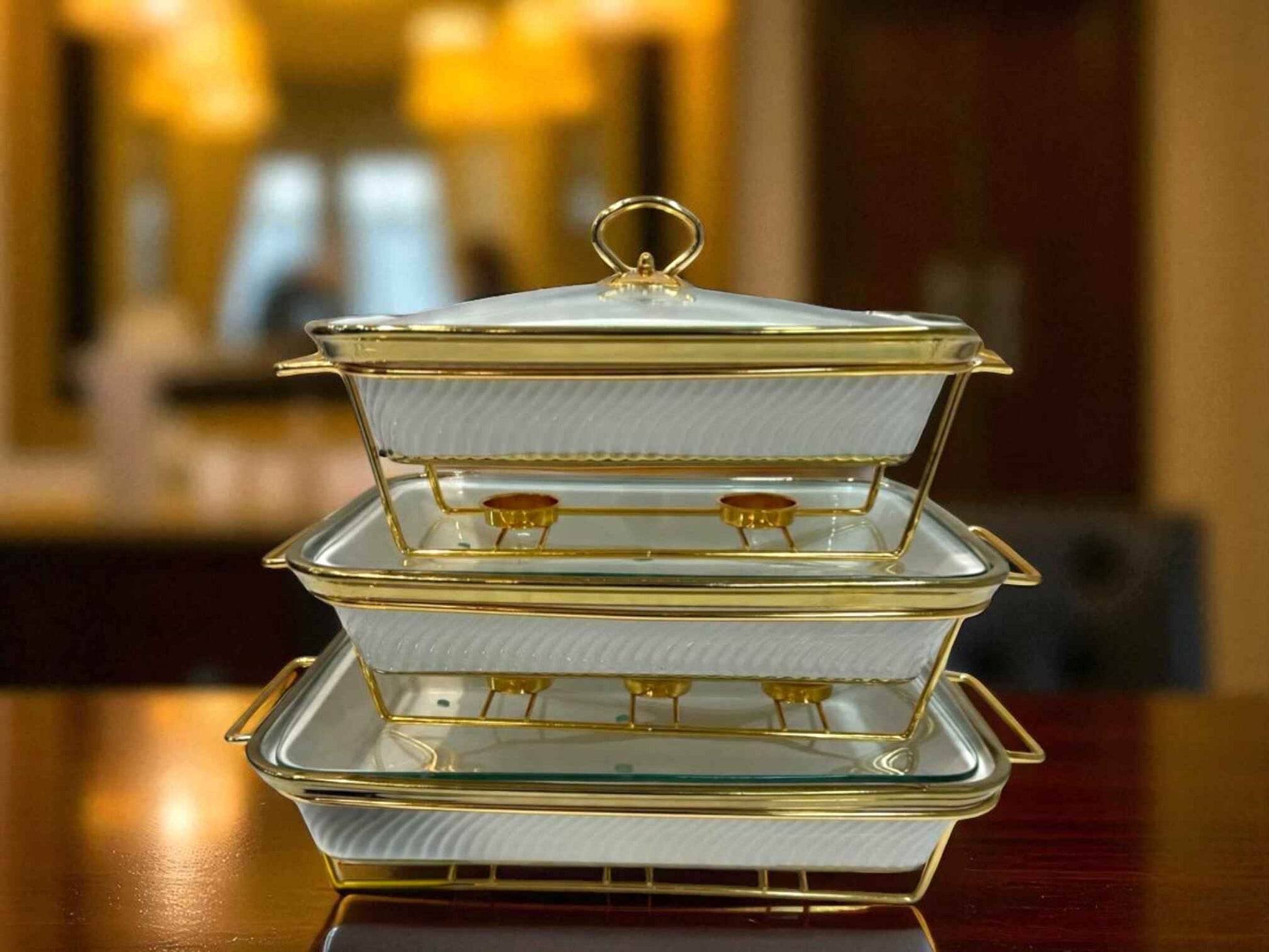 Luxury White Imported Rectangular Porcelain Serving Dish – Lid & Side Handles for Easy Carry