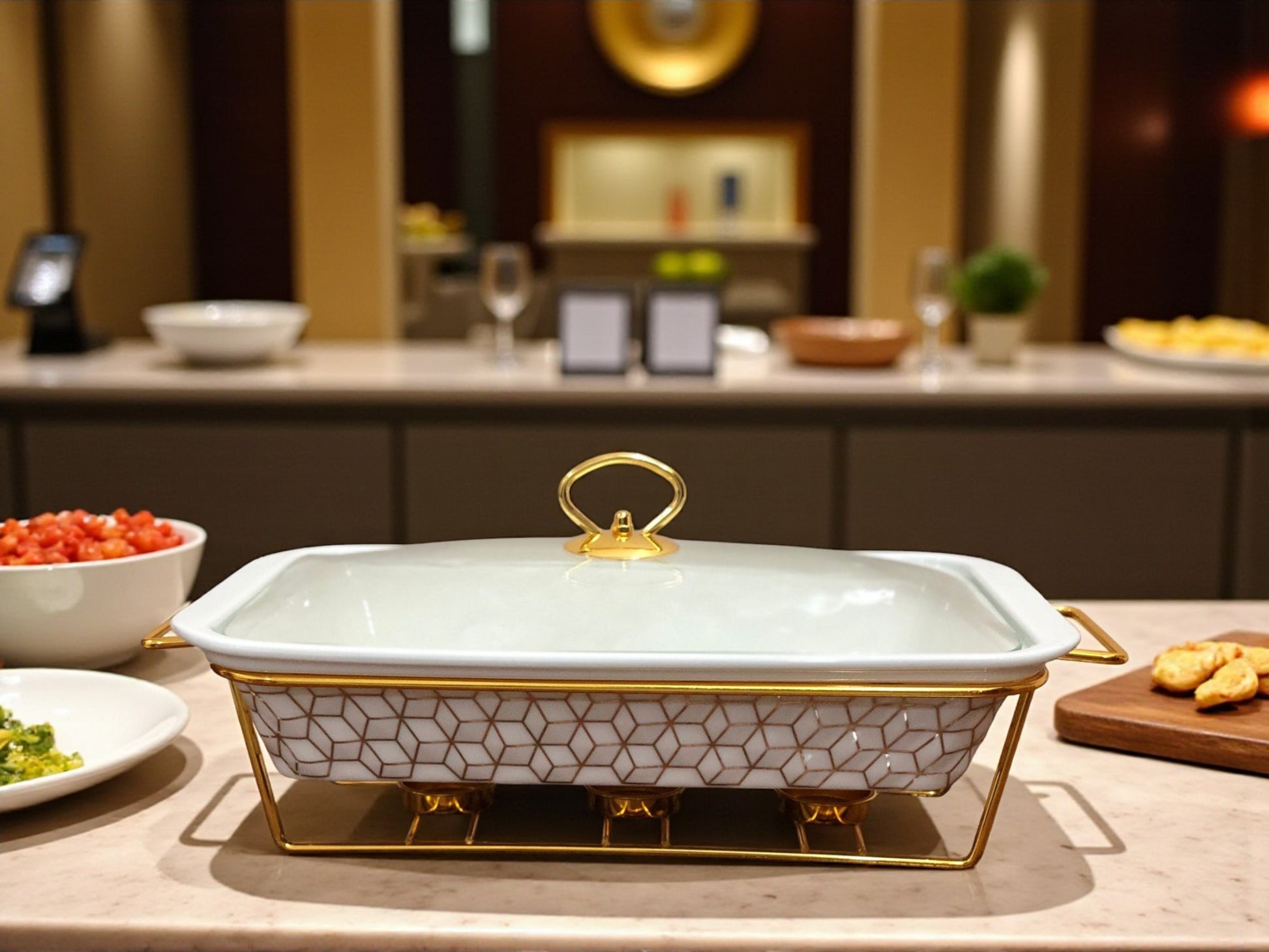 Luxury Chef-styled Rectangular White Porcelain Serving Dish – Lid & Side Handles for Easy Carry